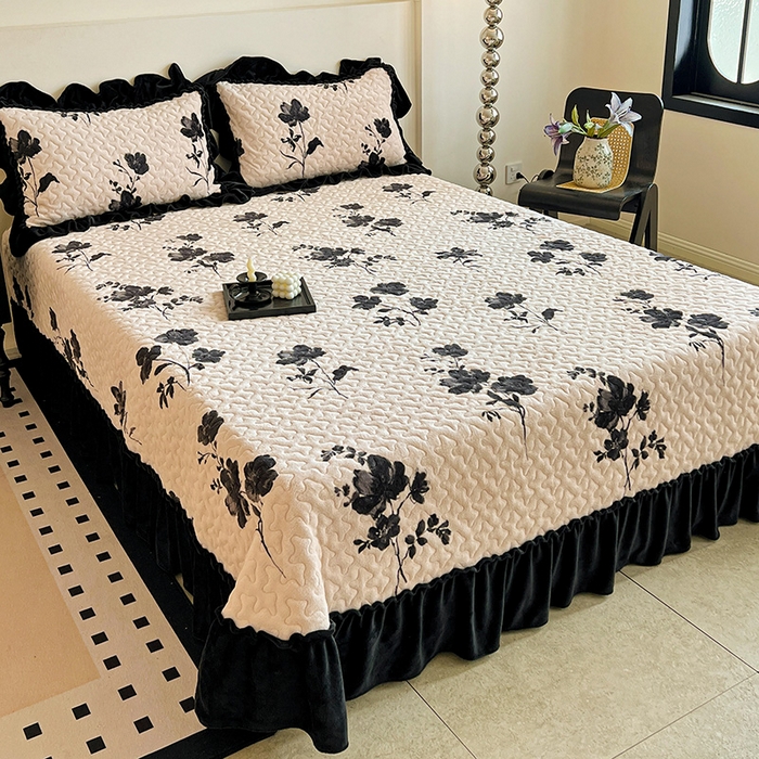 91家纺网 家纺一手货源 找家纺 ME/ERA HOME寐时代 2025新款牛奶绒赫本风夹棉床盖四件套 雅韵-米