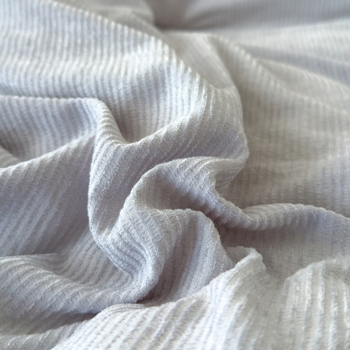 91家纺网 家纺一手货源 找家纺 蓝冰家纺 2025新款保暖雪尼绒大豆被冬被被子被芯 典雅灰