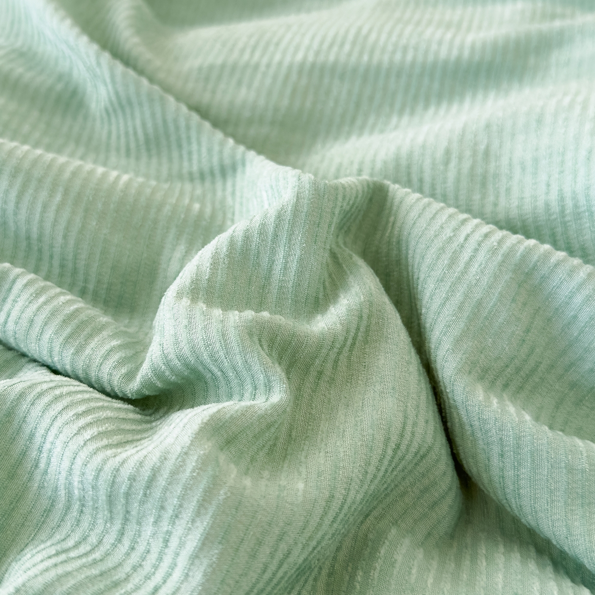 91家纺网 家纺一手货源 找家纺 蓝冰家纺 2025新款保暖雪尼绒大豆被冬被被子被芯 墨绿色