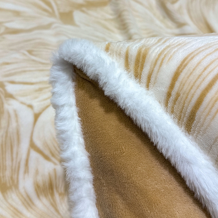 91家纺网 家纺一手货源 找家纺 （总）ME/ERA HOME寐时代 2025新款牛奶绒立体雕花兔毛绒包边单品被套