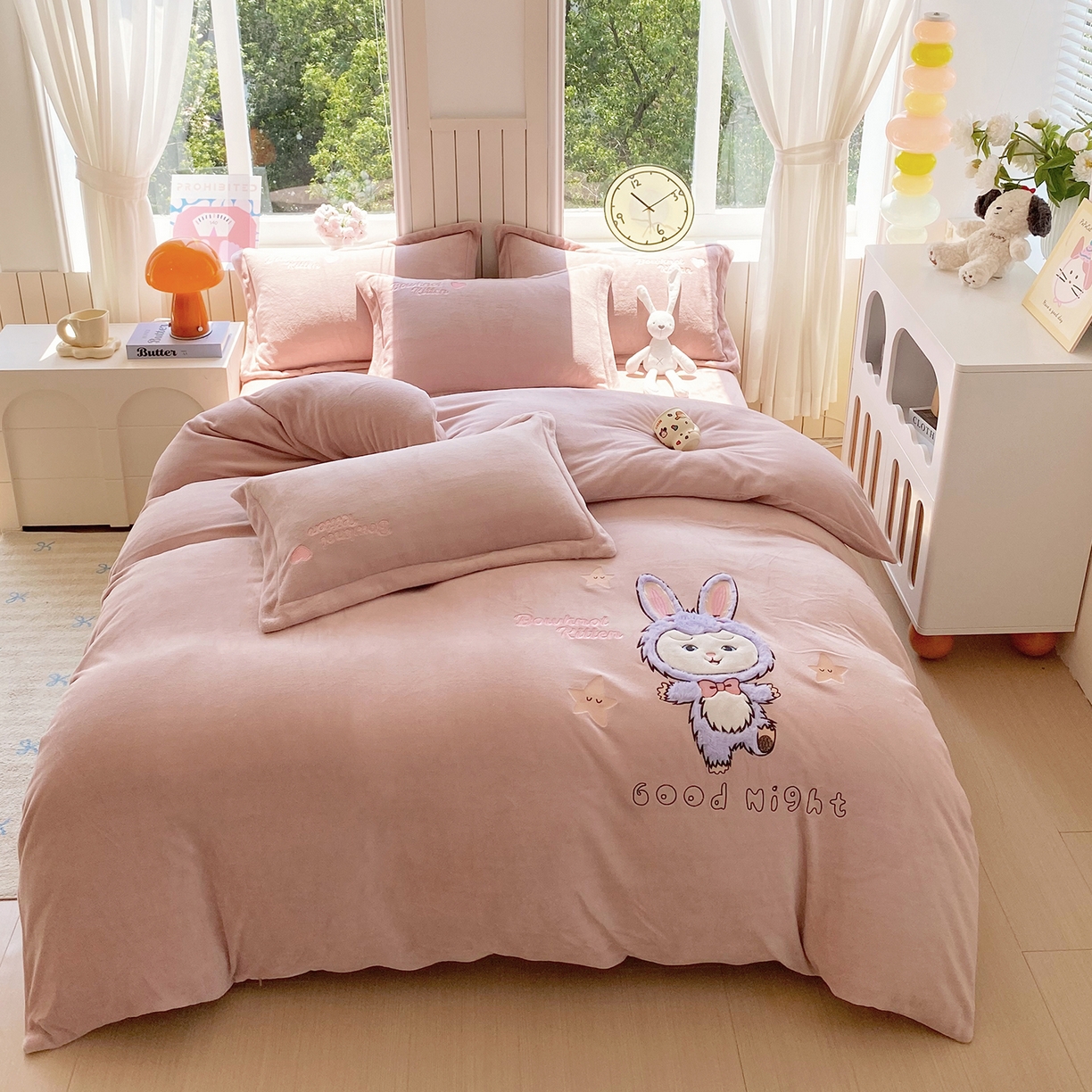 悦织湾家纺 2025新款牛奶绒四件套纯色贴布绣床单款床盖款床上用品四件套时尚小兔2025新款加厚 床单款时尚小兔-浅豆沙