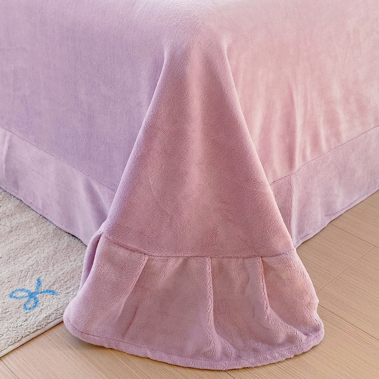 91家纺网 家纺一手货源 找家纺 悦织湾家纺 2025新款牛奶绒四件套纯色贴布绣床单款床盖款床上用品四件套时尚小兔2025新款加厚 床单款时尚小兔-紫