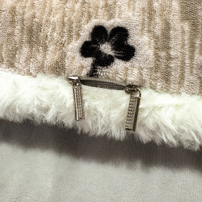 91家纺网 家纺一手货源 找家纺 ME/ERA HOME寐时代 2025新款牛奶绒立体雕花兔毛绒包边单品被套 蝶恋花香