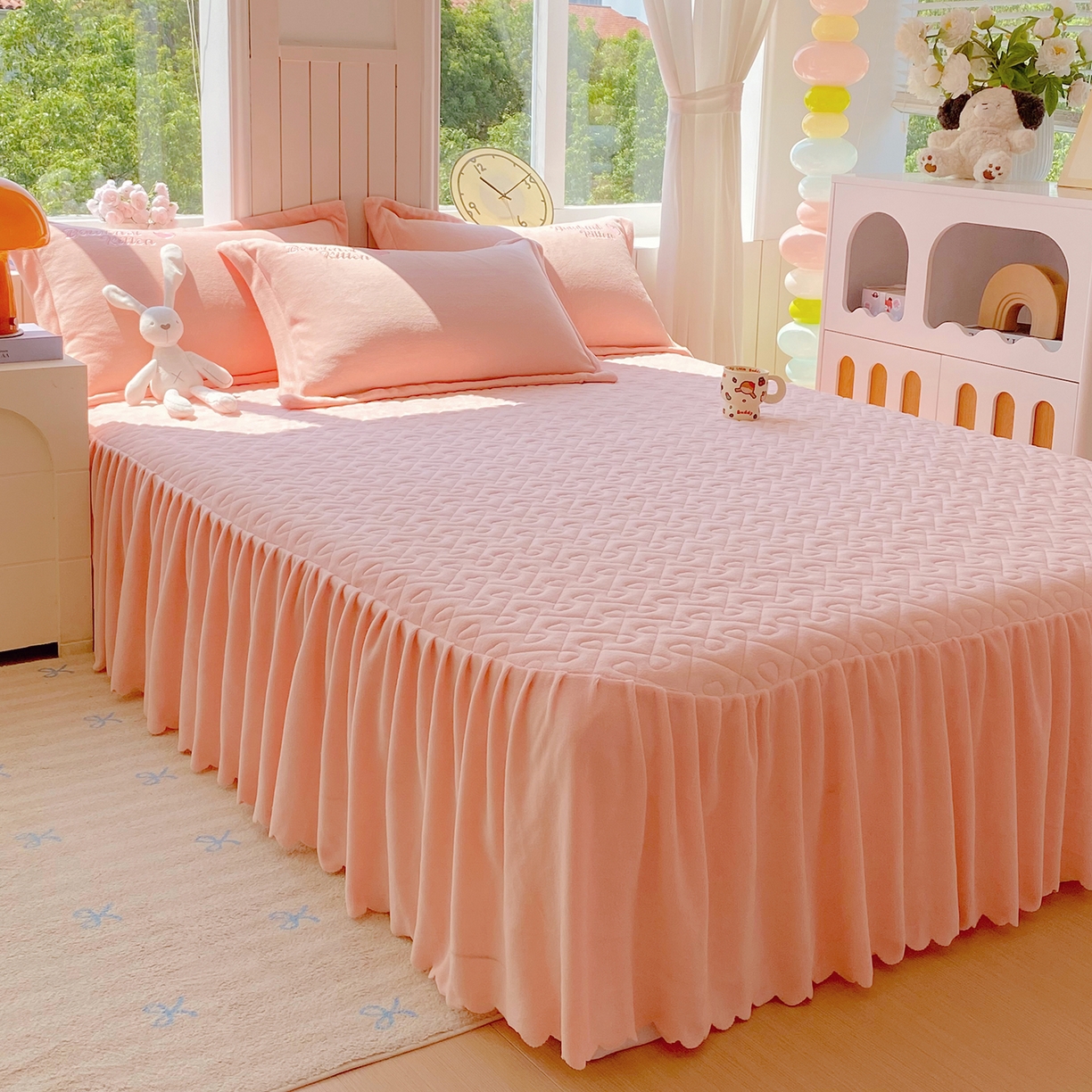 91家纺网 家纺一手货源 找家纺 悦织湾家纺 2025新款牛奶绒四件套纯色贴布绣床单款床盖款床上用品四件套时尚小兔2025新款加厚 床盖款-时尚小兔-粉