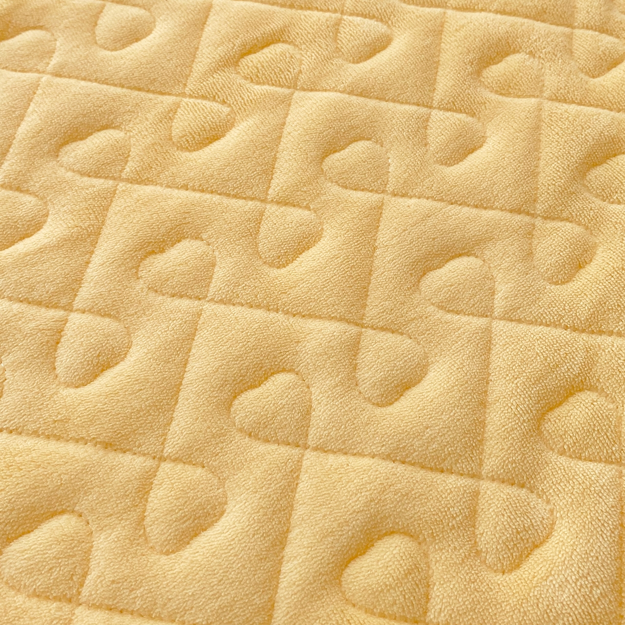 91家纺网 家纺一手货源 找家纺 悦织湾家纺 2025新款牛奶绒四件套纯色贴布绣床单款床盖款床上用品四件套时尚小兔2025新款加厚 床盖款-时尚小兔-黄