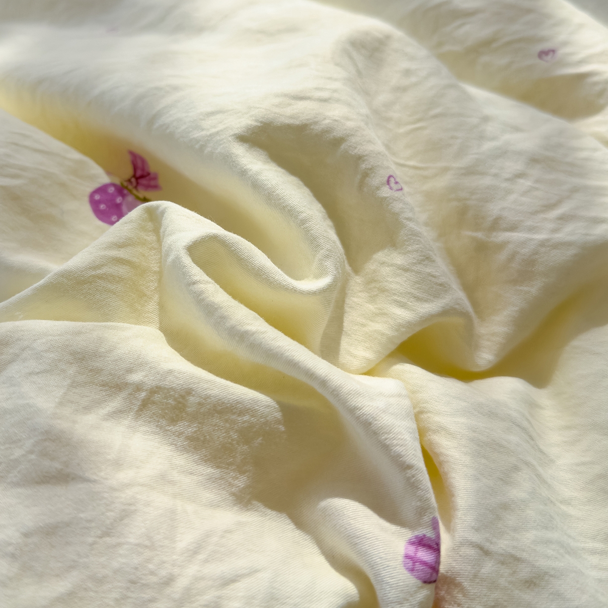 91家纺网 家纺一手货源 找家纺 蓝冰家纺 2025新款亚朵棉印花大豆冬被被子被芯 玫瑰花园