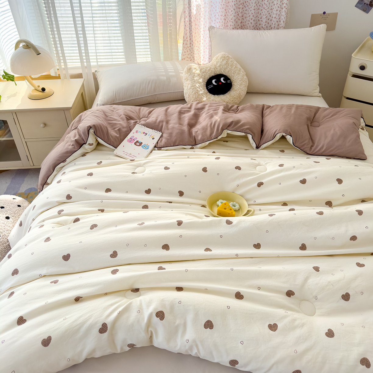 91家纺网 家纺一手货源 找家纺 蓝冰家纺 2025新款亚朵棉印花大豆冬被被子被芯 甜心啵啵