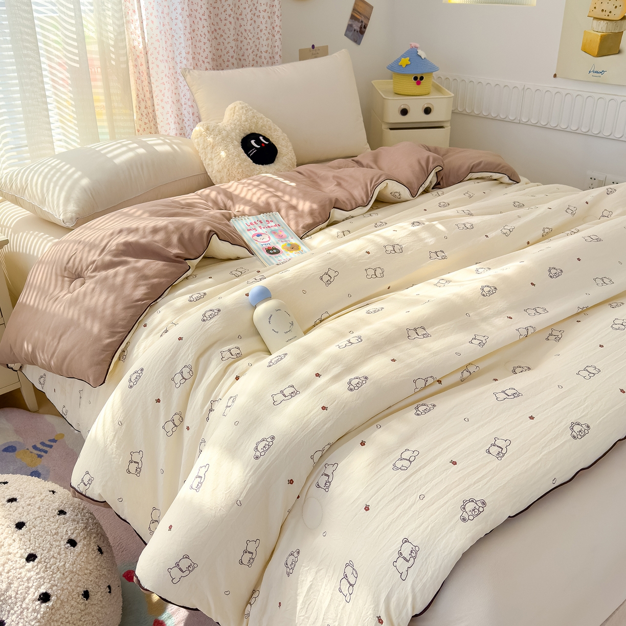 91家纺网 家纺一手货源 找家纺 蓝冰家纺 2025新款亚朵棉印花大豆冬被被子被芯 贪睡熊