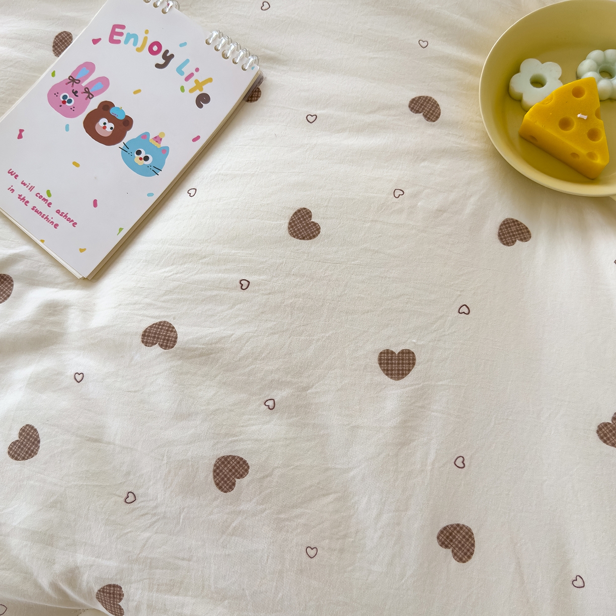 91家纺网 家纺一手货源 找家纺 蓝冰家纺 2025新款亚朵棉印花大豆冬被被子被芯 甜心啵啵