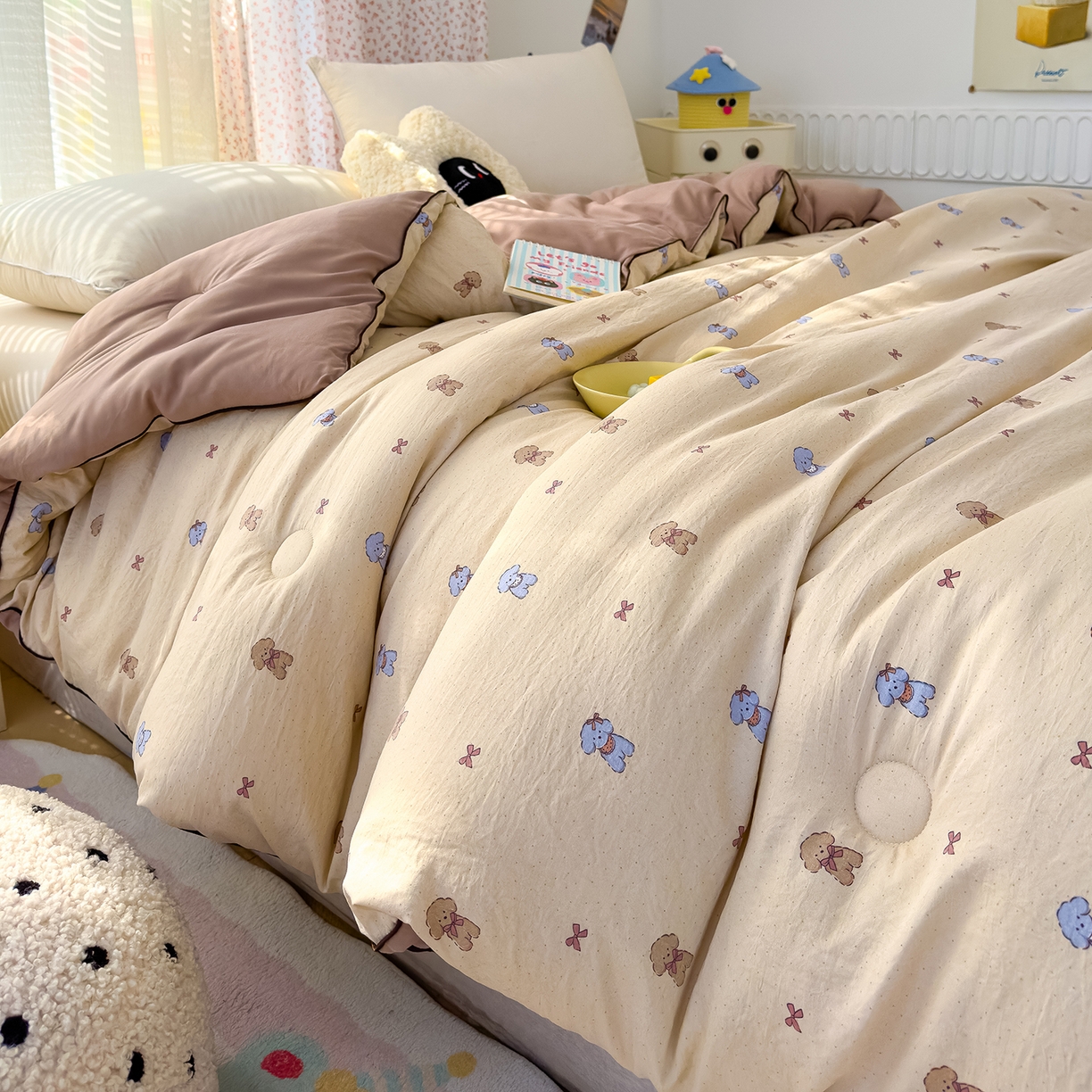 91家纺网 家纺一手货源 找家纺 蓝冰家纺 2025新款亚朵棉印花大豆冬被被子被芯 狗狗乐园