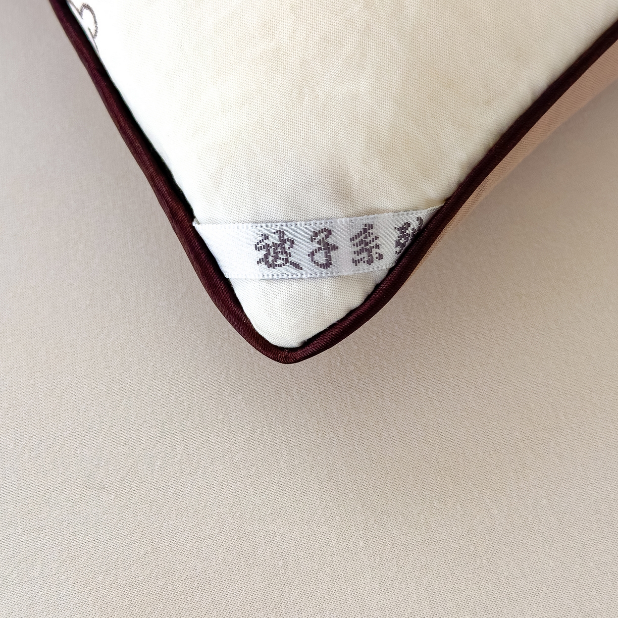 91家纺网 家纺一手货源 找家纺 蓝冰家纺 2025新款亚朵棉印花大豆冬被被子被芯 贪睡熊