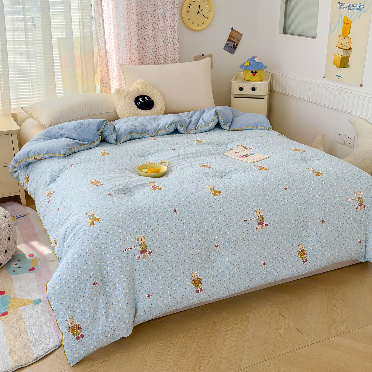 91家纺网 家纺一手货源 找家纺 蓝冰家纺 2025新款亚朵棉印花大豆冬被被子被芯 可爱卡比