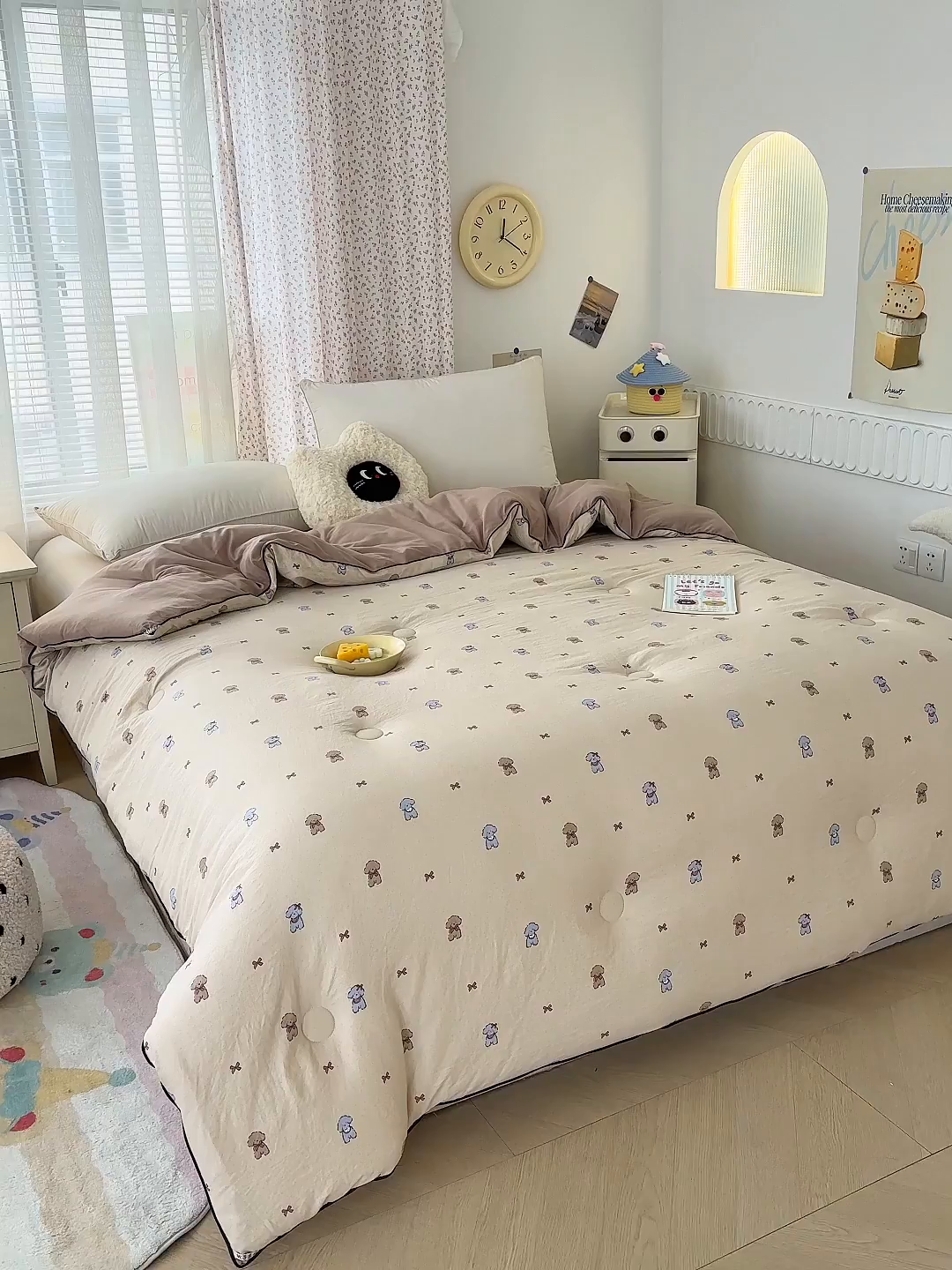 91家纺网 家纺一手货源 找家纺 蓝冰家纺 2025新款亚朵棉印花大豆冬被被子被芯 狗狗乐园