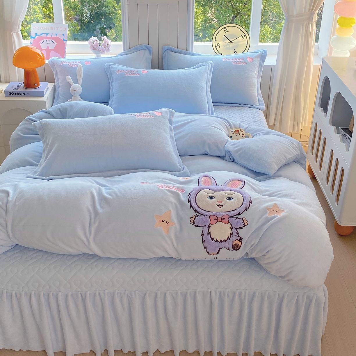 91家纺网 家纺一手货源 找家纺 悦织湾家纺 2025新款牛奶绒四件套纯色贴布绣床单款床盖款床上用品四件套时尚小兔2025新款加厚 床盖款-时尚小兔-蓝