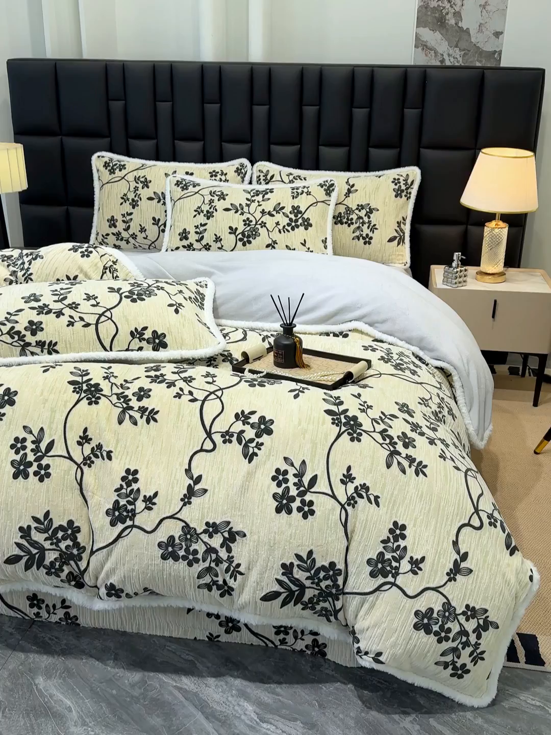 91家纺网 家纺一手货源 找家纺 （总）ME/ERA HOME寐时代 2025新款牛奶绒8.5斤立体雕花兔毛绒包边四件套