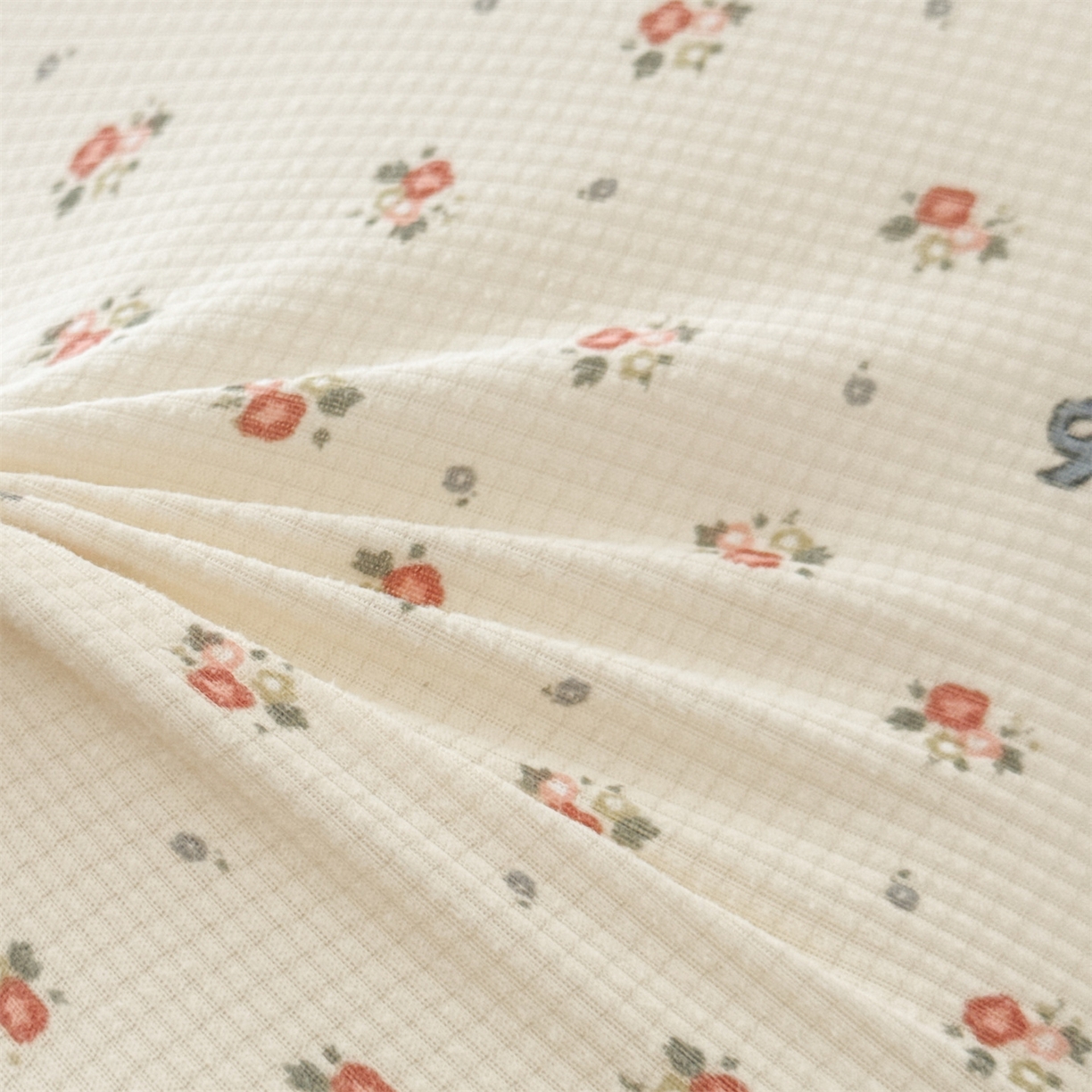 91家纺网 家纺一手货源 找家纺 （总）麦肯锡 2025新款可爱碎花儿童记忆枕-终版