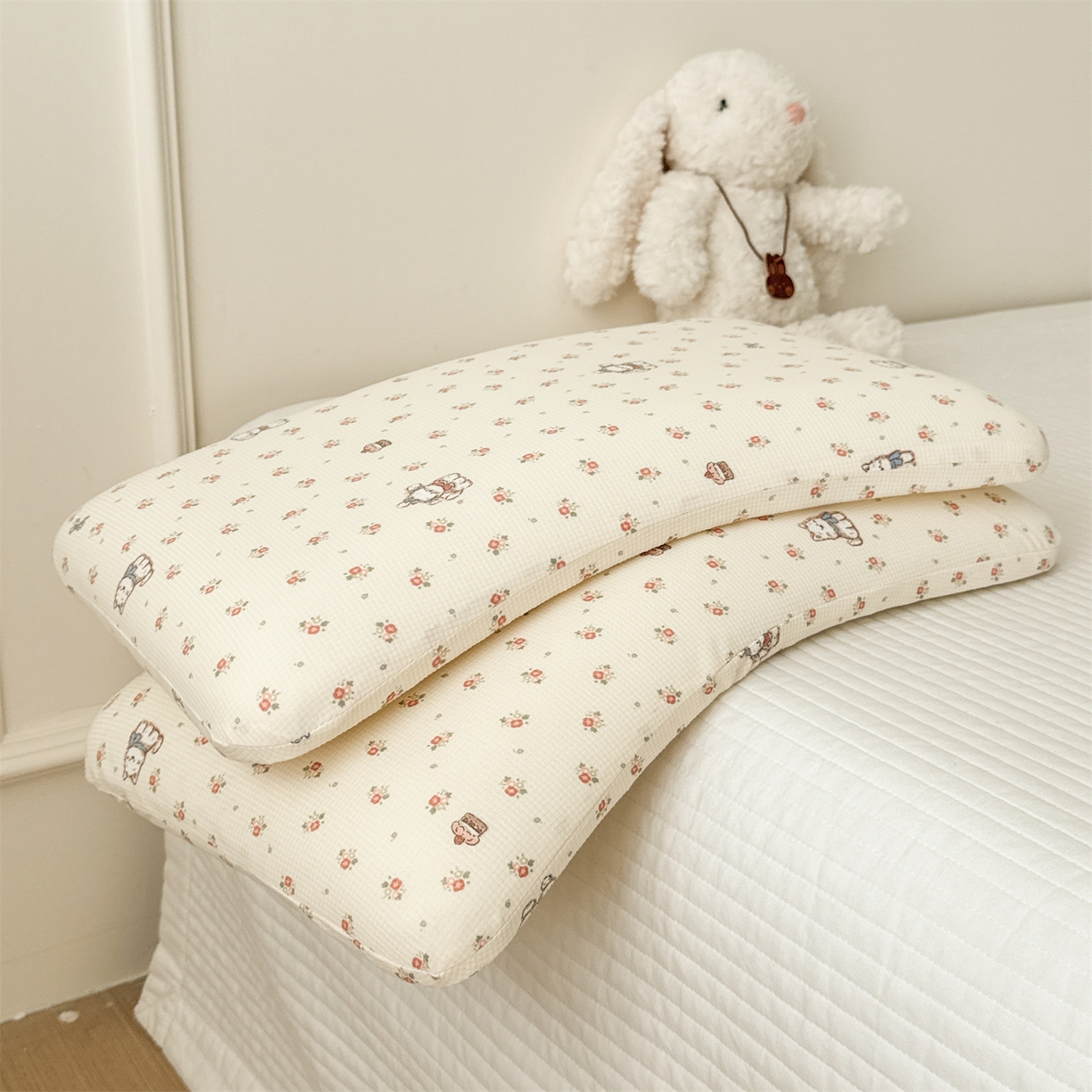 91家纺网 家纺一手货源 找家纺 （总）麦肯锡 2025新款可爱碎花儿童记忆枕-终版