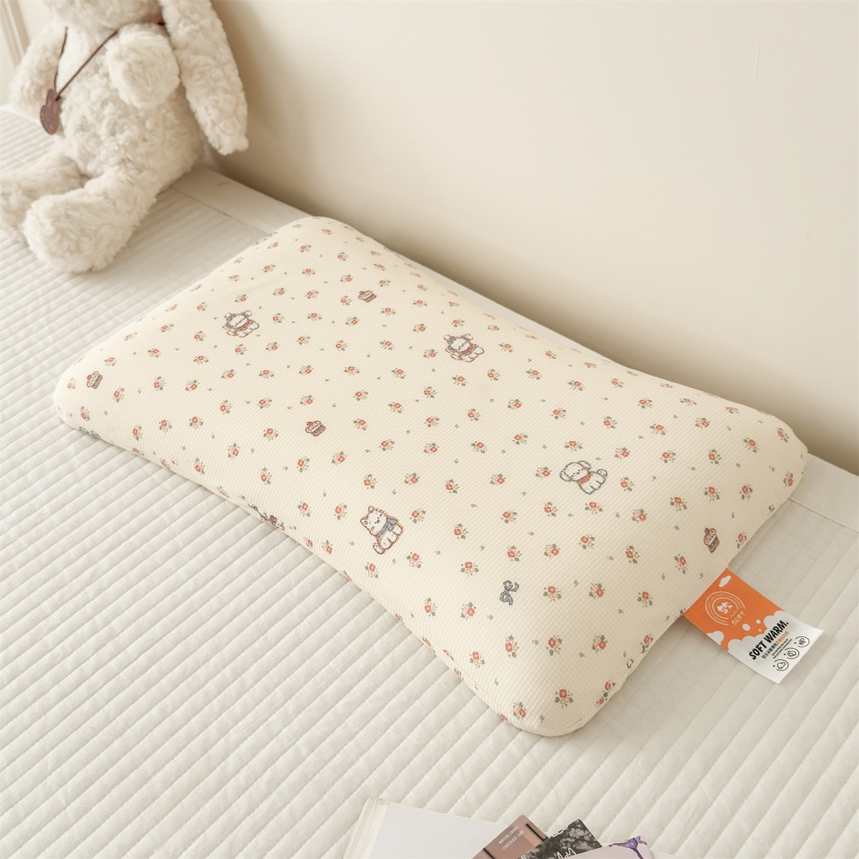 91家纺网 家纺一手货源 找家纺 麦肯锡 2025新款可爱碎花儿童记忆枕-终版 萌犬乐园
