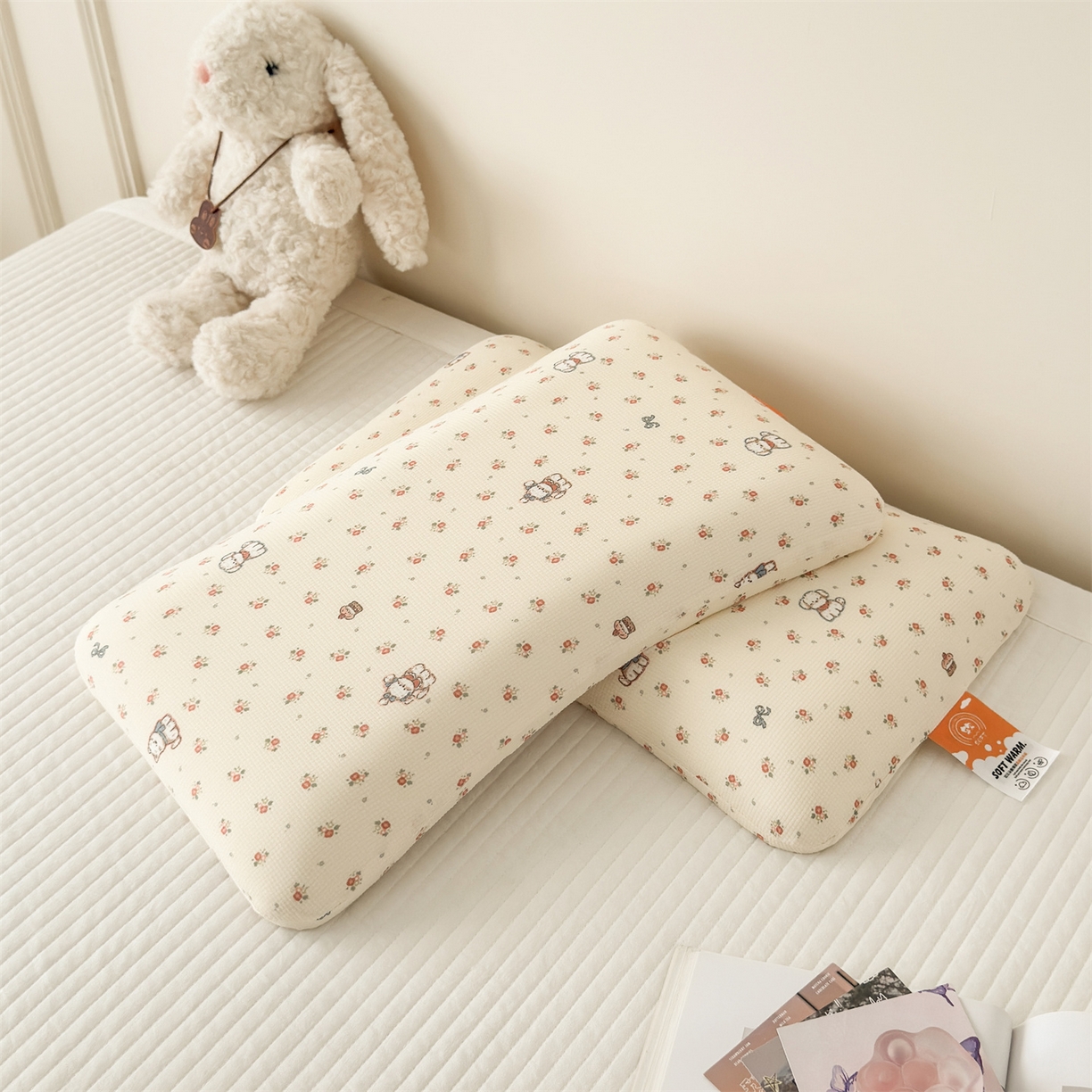 麦肯锡 2025新款可爱碎花儿童记忆枕-终版 萌犬乐园