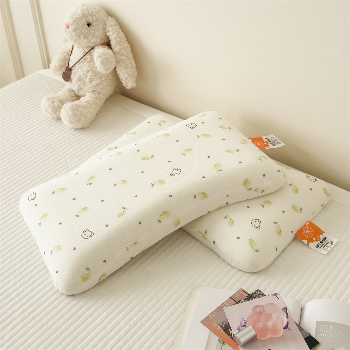 麦肯锡 2025新款可爱碎花儿童记忆枕-终版 萌熊乖乖