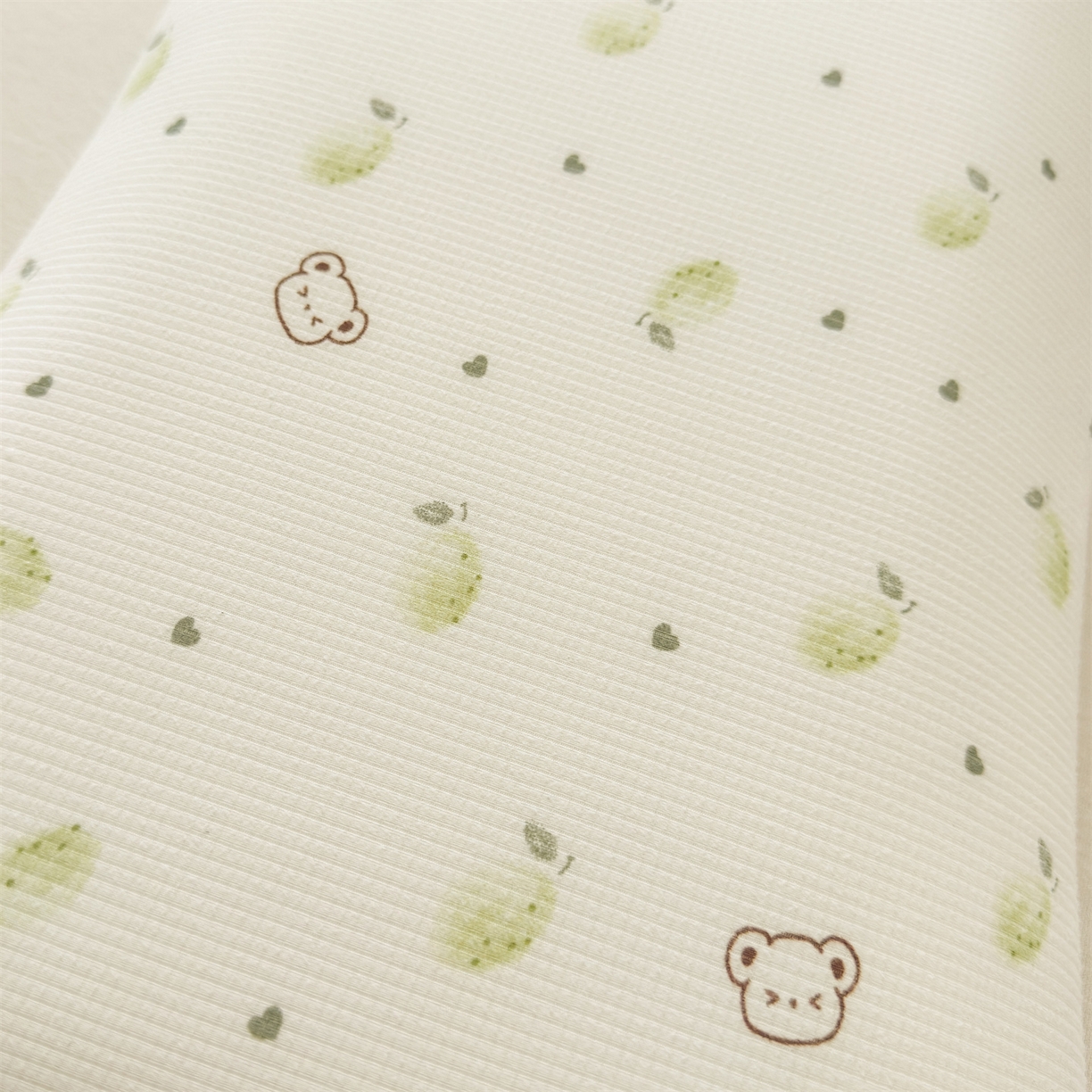 91家纺网 家纺一手货源 找家纺 麦肯锡 2025新款可爱碎花儿童记忆枕-终版 萌熊乖乖