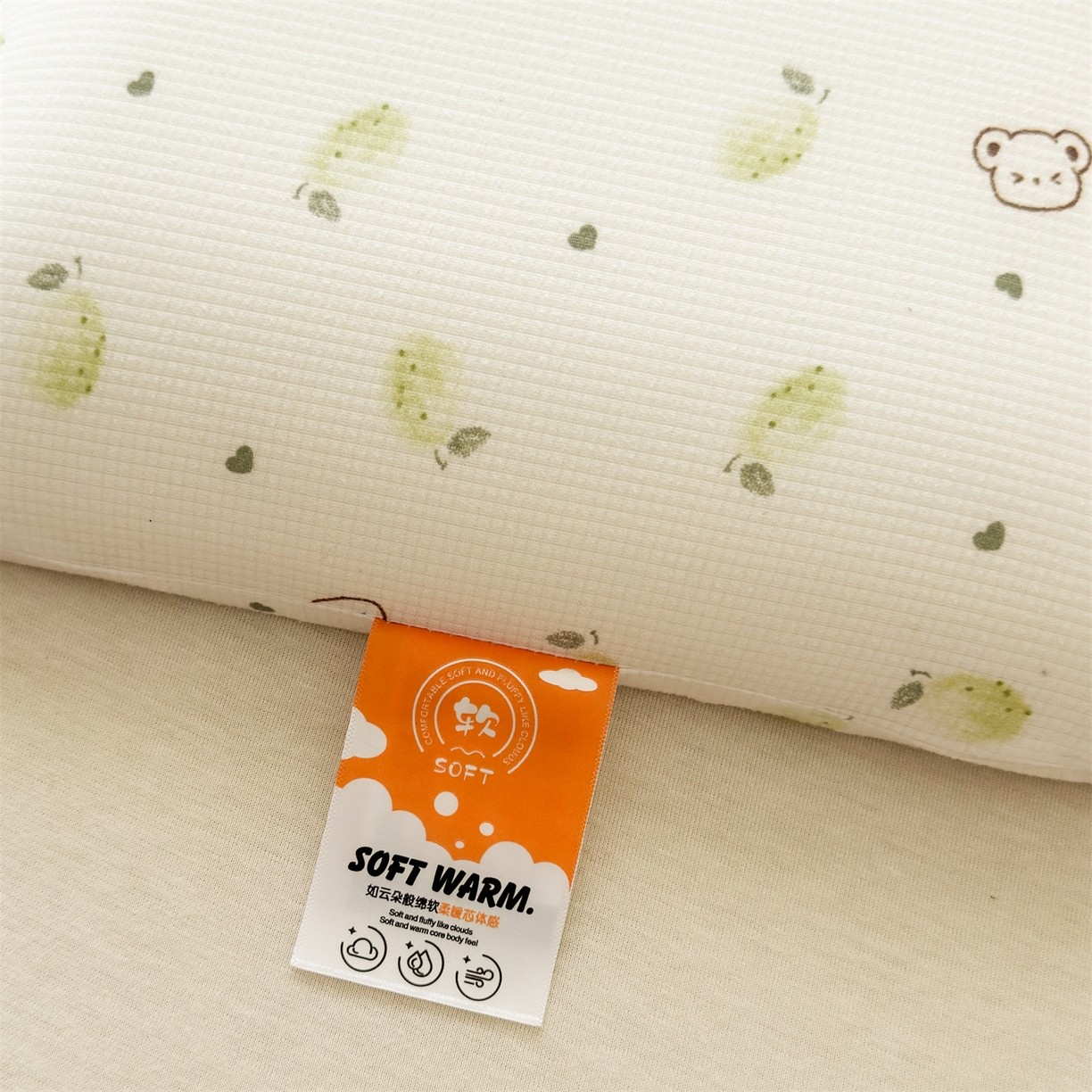 91家纺网 家纺一手货源 找家纺 麦肯锡 2025新款可爱碎花儿童记忆枕-终版 萌熊乖乖