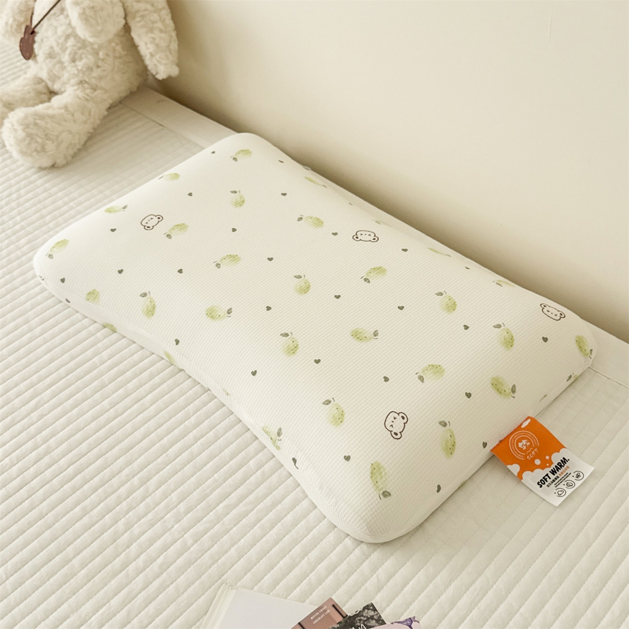 91家纺网 家纺一手货源 找家纺 麦肯锡 2025新款可爱碎花儿童记忆枕-终版 萌熊乖乖