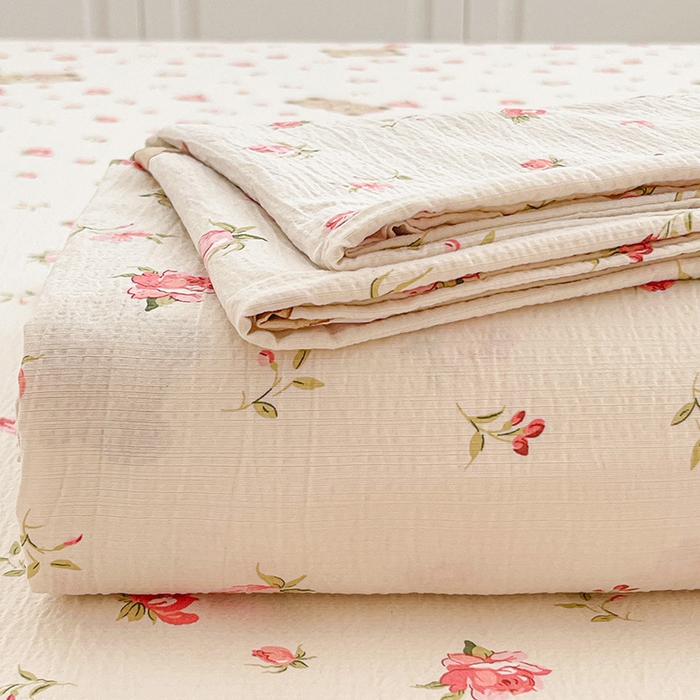 91家纺网 家纺一手货源 找家纺 维娜斯家纺 2025新款A类水洗棉双层纱床单单件 小熊花园