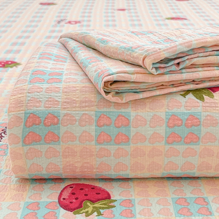 91家纺网 家纺一手货源 找家纺 维娜斯家纺 2025新款A类水洗棉双层纱床单单件 奶油草莓