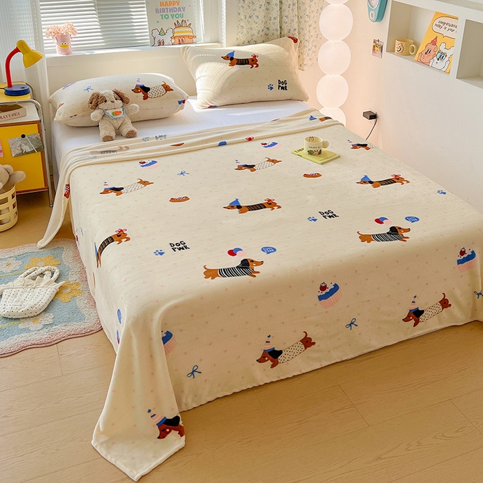 91家纺网 家纺一手货源 找家纺 维娜斯家纺 2025新款卡通牛奶绒印花床单单件 欢度节日