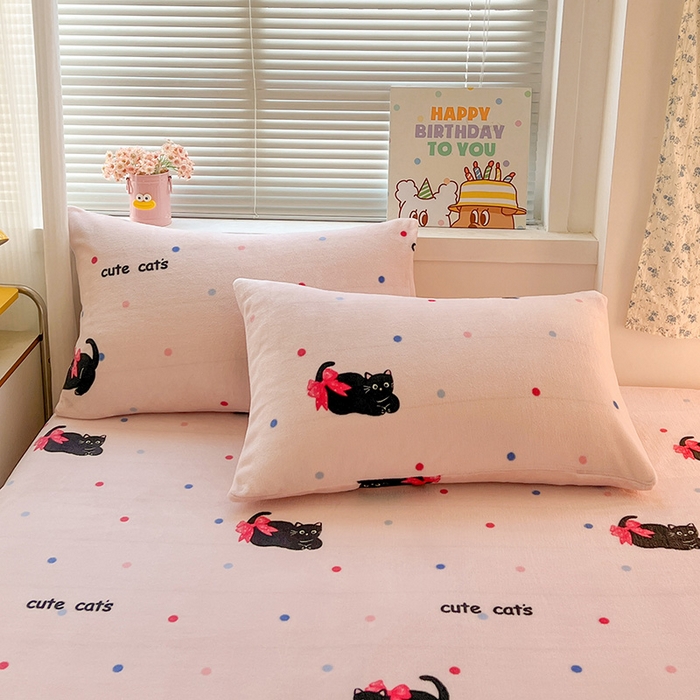 91家纺网 家纺一手货源 找家纺 维娜斯家纺 2025新款卡通牛奶绒印花床单单件 可爱猫咪