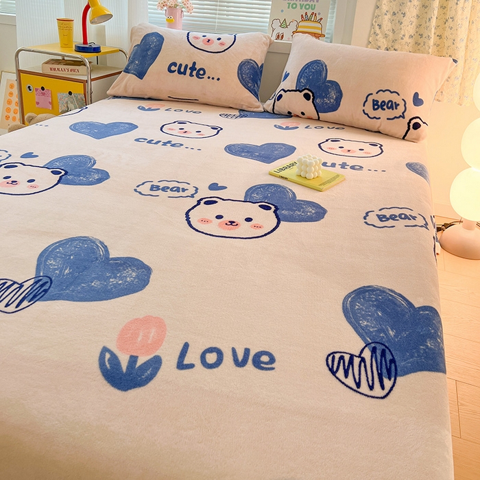 91家纺网 家纺一手货源 找家纺 维娜斯家纺 2025新款卡通牛奶绒印花床单单件 魅力小熊