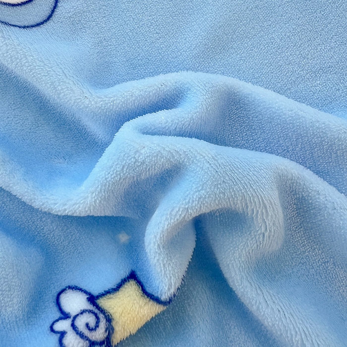 91家纺网 家纺一手货源 找家纺 维娜斯家纺 2025新款卡通牛奶绒印花床单单件 萌萌哈奇