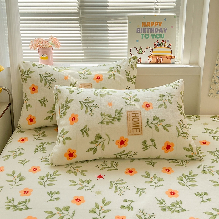 91家纺网 家纺一手货源 找家纺 维娜斯家纺 2025新款卡通牛奶绒印花床单单件 青柠薄荷