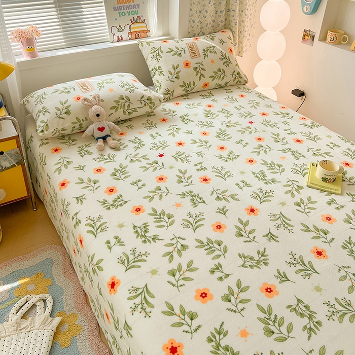 91家纺网 家纺一手货源 找家纺 维娜斯家纺 2025新款卡通牛奶绒印花床单单件 青柠薄荷