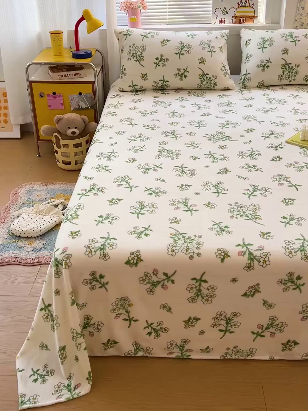 91家纺网 家纺一手货源 找家纺 维娜斯家纺 2025新款卡通牛奶绒印花床单单件 仙草