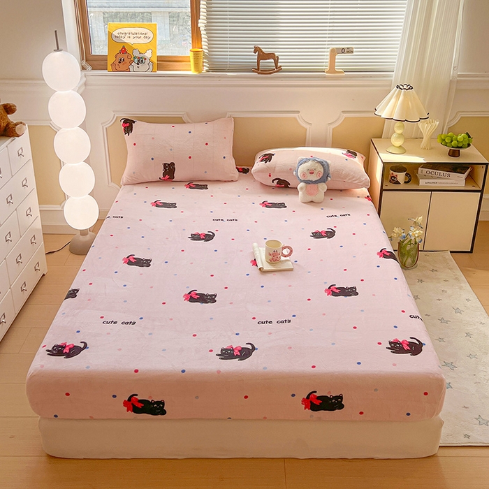 91家纺网 家纺一手货源 找家纺 （总）维娜斯家纺 2025新款卡通牛奶绒印花床笠单件