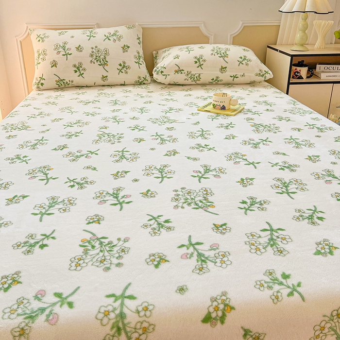 91家纺网 家纺一手货源 找家纺 维娜斯家纺 2025新款卡通牛奶绒印花床笠单件 仙草