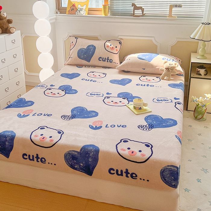 91家纺网 家纺一手货源 找家纺 维娜斯家纺 2025新款卡通牛奶绒印花床笠单件 魅力小熊