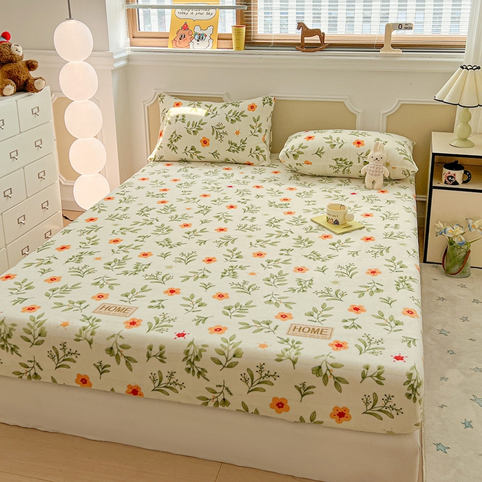 91家纺网 家纺一手货源 找家纺 维娜斯家纺 2025新款卡通牛奶绒印花床笠单件 青柠薄荷