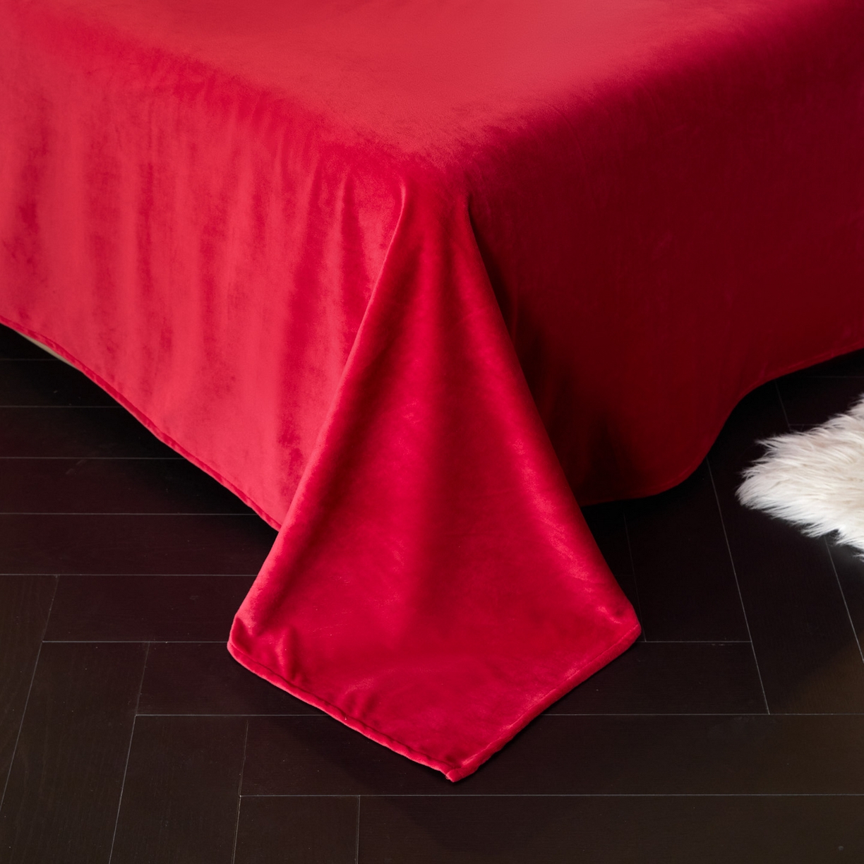 91家纺网 家纺一手货源 找家纺 如一 2025新款水晶绒纯色刺绣四件套-银杏系列 银杏-中国红