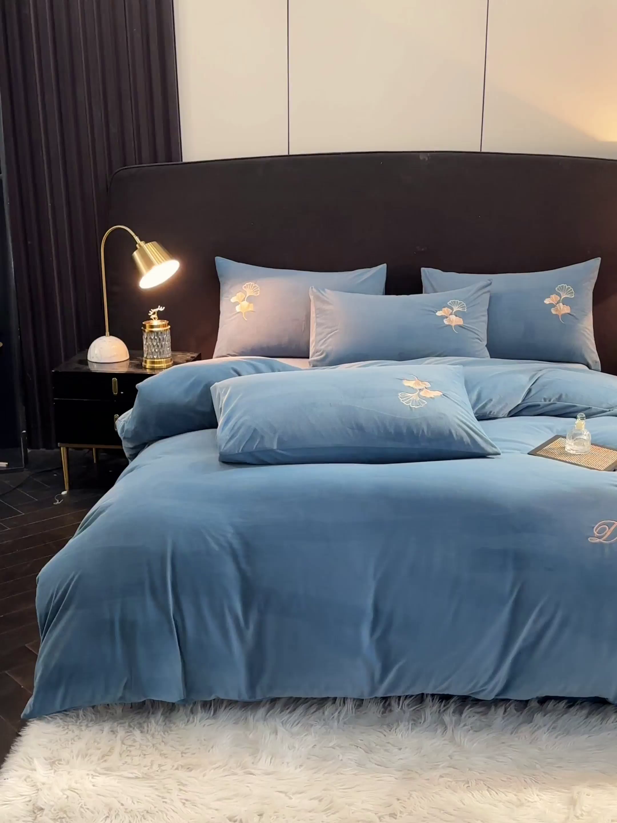 91家纺网 家纺一手货源 找家纺 （总）如一 2025新款水晶绒纯色刺绣四件套-银杏系列