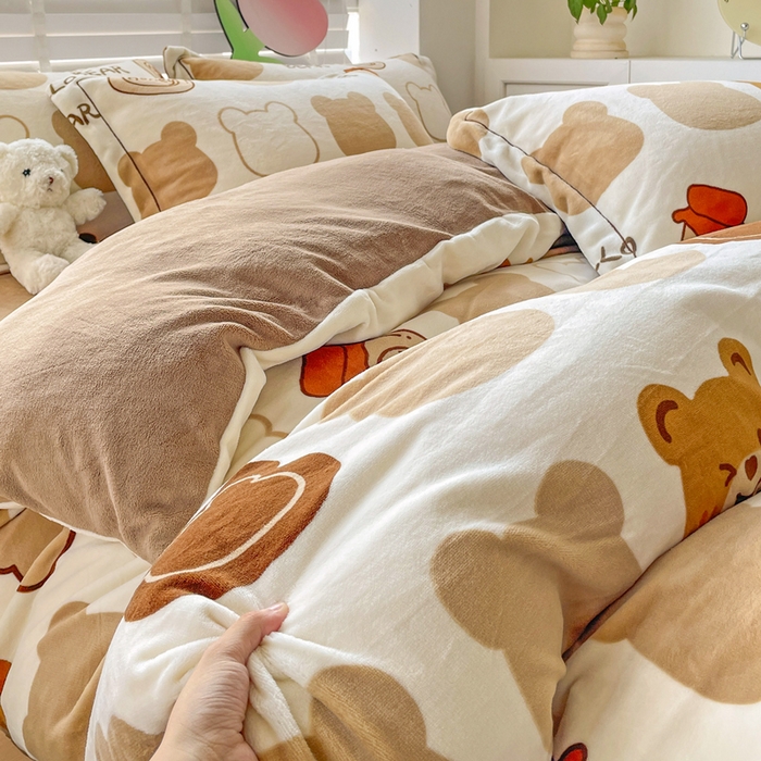 91家纺网 家纺一手货源 找家纺 （总）丽涵家纺 2025秋冬新品230克全工艺消光牛奶绒印花四件套