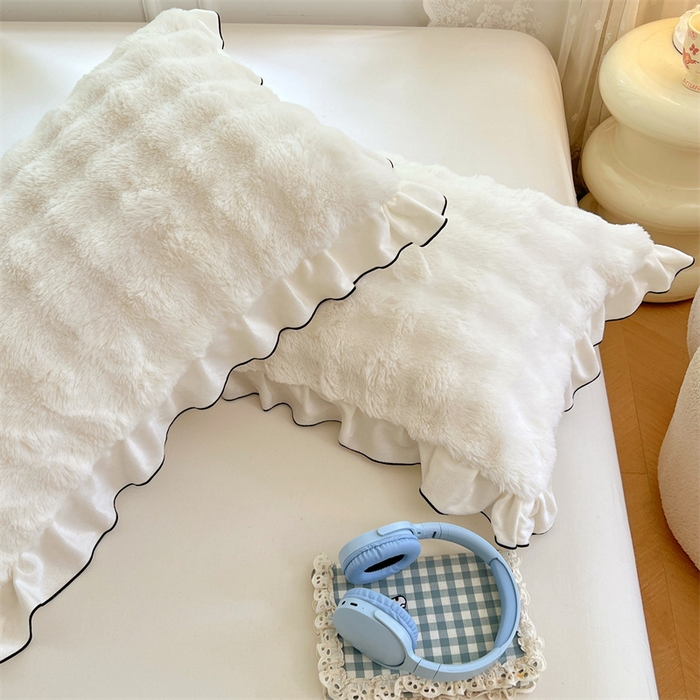 91家纺网 家纺一手货源 找家纺 梦舒羽 2025新款兔毛绒单人枕套牛奶绒枕芯套雪花绒宿舍枕头套-泡泡 兔毛绒泡泡花边款-晨曦白