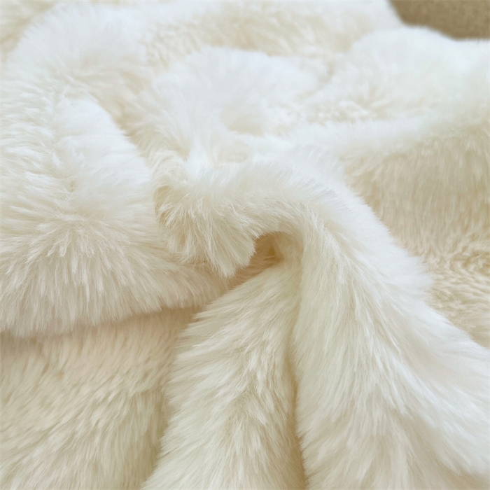 91家纺网 家纺一手货源 找家纺 梦舒羽 2025新款兔毛绒单人枕套牛奶绒枕芯套雪花绒宿舍枕头套-泡泡 兔毛绒泡泡花边款-晨曦白