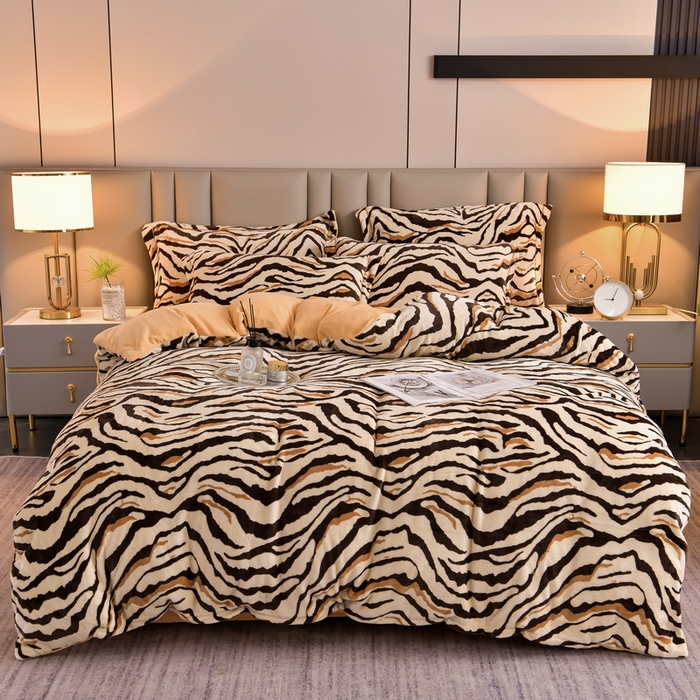 91家纺网 家纺一手货源 找家纺 （总）丽涵家纺 2025秋冬新品230克全工艺消光牛奶绒印花四件套