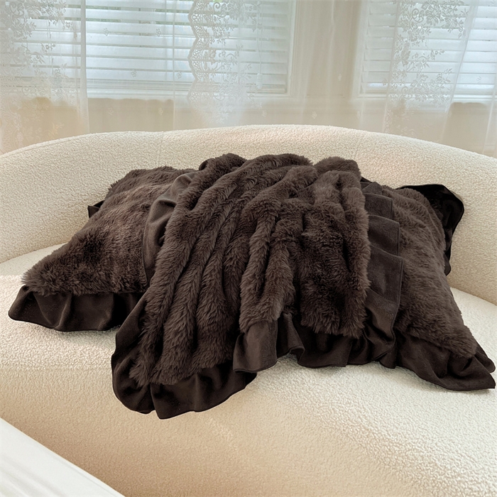 91家纺网 家纺一手货源 找家纺 梦舒羽 2025新款兔毛绒单人枕套牛奶绒枕芯套雪花绒宿舍枕头套-泡泡 兔毛绒泡泡花边款-咖啡色