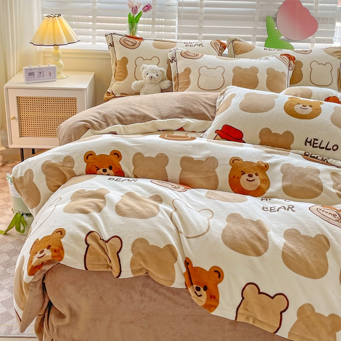 91家纺网 家纺一手货源 找家纺 丽涵家纺 2025秋冬新品230克全工艺消光牛奶绒印花四件套 淘气熊