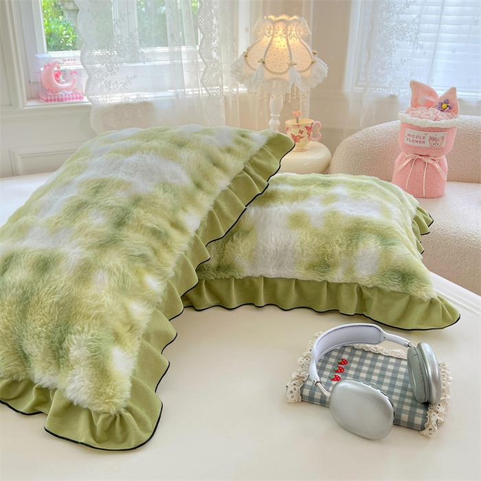 91家纺网 家纺一手货源 找家纺 梦舒羽 2025新款兔毛绒单人枕套牛奶绒枕芯套雪花绒宿舍枕头套-泡泡 兔毛绒泡泡花边款-梦幻果绿