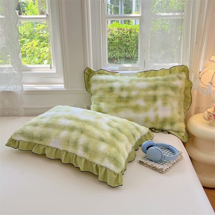 91家纺网 家纺一手货源 找家纺 梦舒羽 2025新款兔毛绒单人枕套牛奶绒枕芯套雪花绒宿舍枕头套-泡泡 兔毛绒泡泡花边款-梦幻果绿